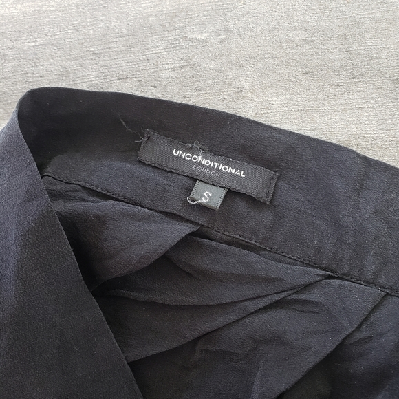 Black Unconditional London Silk Maxi - Picture 4 of 4